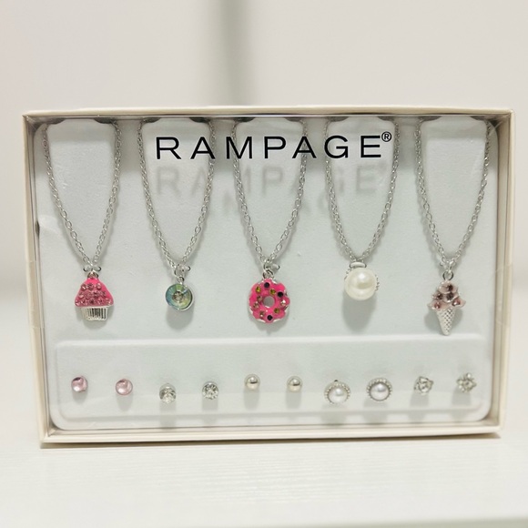 Other - Rampage Necklaces & Earrings Set